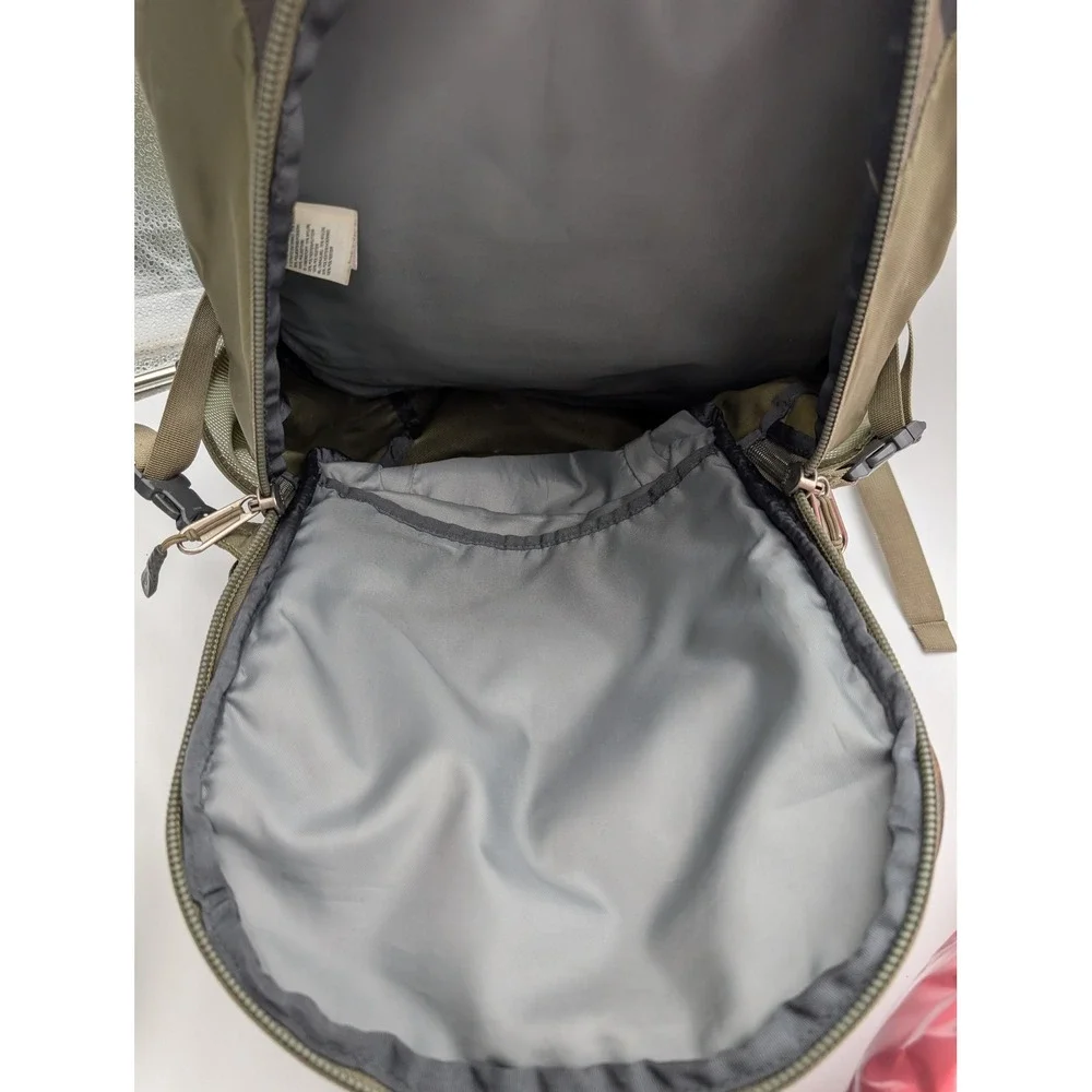 The North Face Borealis Backpack Camo Olive Green Bungee Cord Gorpcore Bag